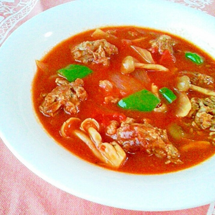 薄切り肉を丸めて!牛肉のトマト煮込み